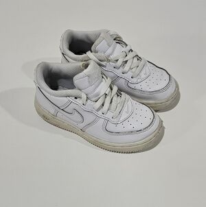 Nike Air Force 1 Low Toddler boy girl size 9 c white sneakers